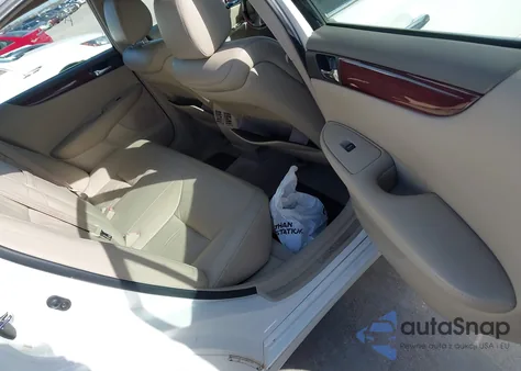 2003 Lexus Es 300 z USA, uszkodzony, nr VIN JTHBF30G030099606